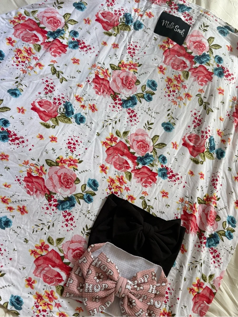 Bundle Car seat and Nursing Cover Floral with Bows